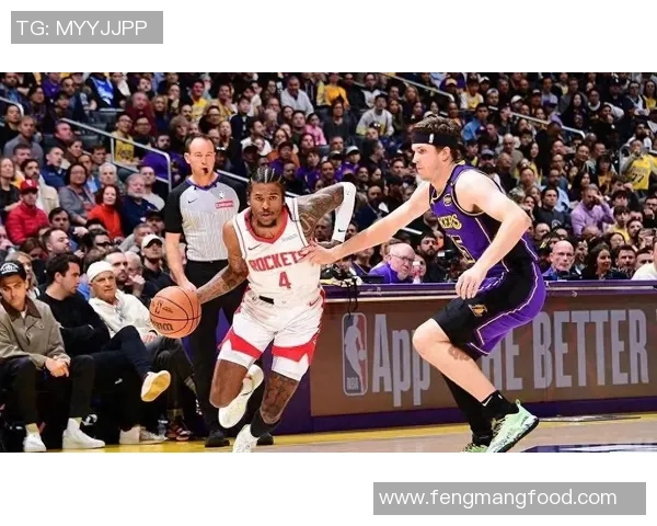 火箭队与湖人队激战正酣直播精彩瞬间不容错过